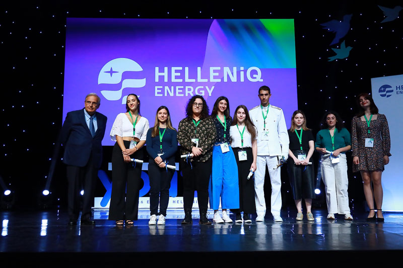 Η HELLENiQ ENERGY βράβευσε και φέτος αριστούχους αποφοίτους Λυκείων από το Θριάσιο Πεδίο