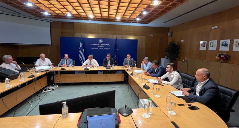 Υπουργείο Υποδομών: Σε ευρεία σύσκεψη για το νέο Προαστιακό Σιδηρόδρομο Δ. Αττικής ο δήμαρχος Παν. Μαργέτης
