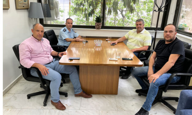 Σχέδιο δράσης για την τήρηση του ΚΟΚ «βγήκε» από τη συνάντηση διοίκησης Δήμου και Τροχαίας Μεγάρων