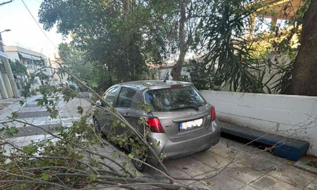Από θαύμα αποφεύχθηκαν τα χειρότερα στην οδό Μουσείου