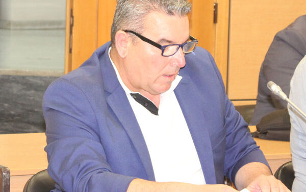 Ο Γ. Στρατούρης για το πρόγραμμα ένταξης Ρομά του δήμου Μεγαρέων
