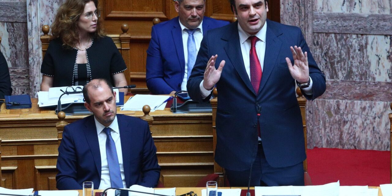 Ο Υπουργός Εθνικής Οικονομίας και Πρόεδρος του Eurogroup Κυριάκος Πιερρακάκης τιμά την εκδήλωση του Γιώργου Κώτσηρα
