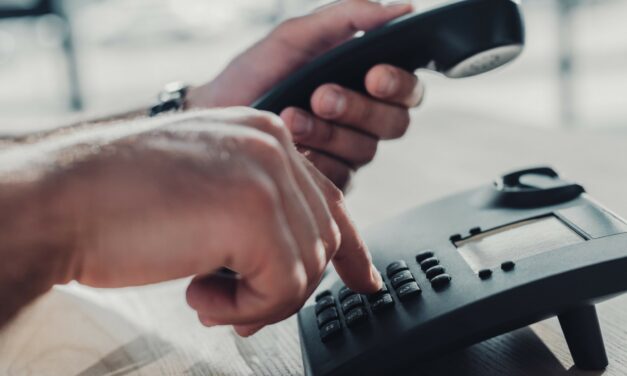 Προσοχή στους ΑΠΑΤΕΩΝΕΣ που κυκλοφορούν τηλεφωνούν και εξαπατούν …