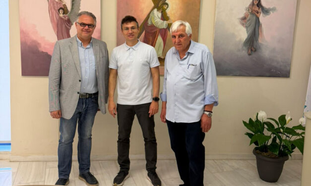 Η τέχνη του Χρήστου Λεβέντη μάγεψε το κοινό στη Μάνδρα