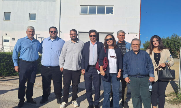 H Άννα Διαμαντοπούλου στα Μέγαρα και τη Νέα Πέραμο – Στο επίκεντρο ΒΙ.ΠΕ. αγορά Δήμος και αλιείς