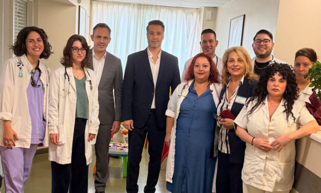Μεγάλη χορηγία της Megara Resins στην παιδιατρική κλινική του Θριασίου Νοσοκομείου